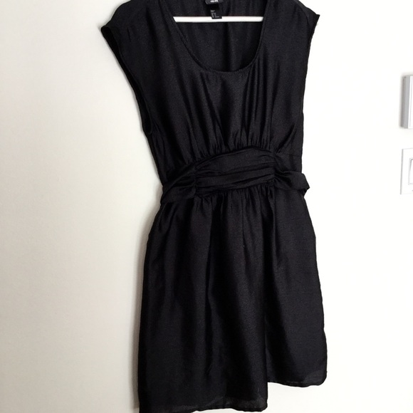 H&M Black Dress - Picture 8 of 9